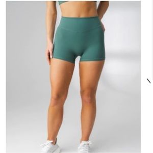 Balance Athletica (now Vitality) cloud shorts in jade green | size small